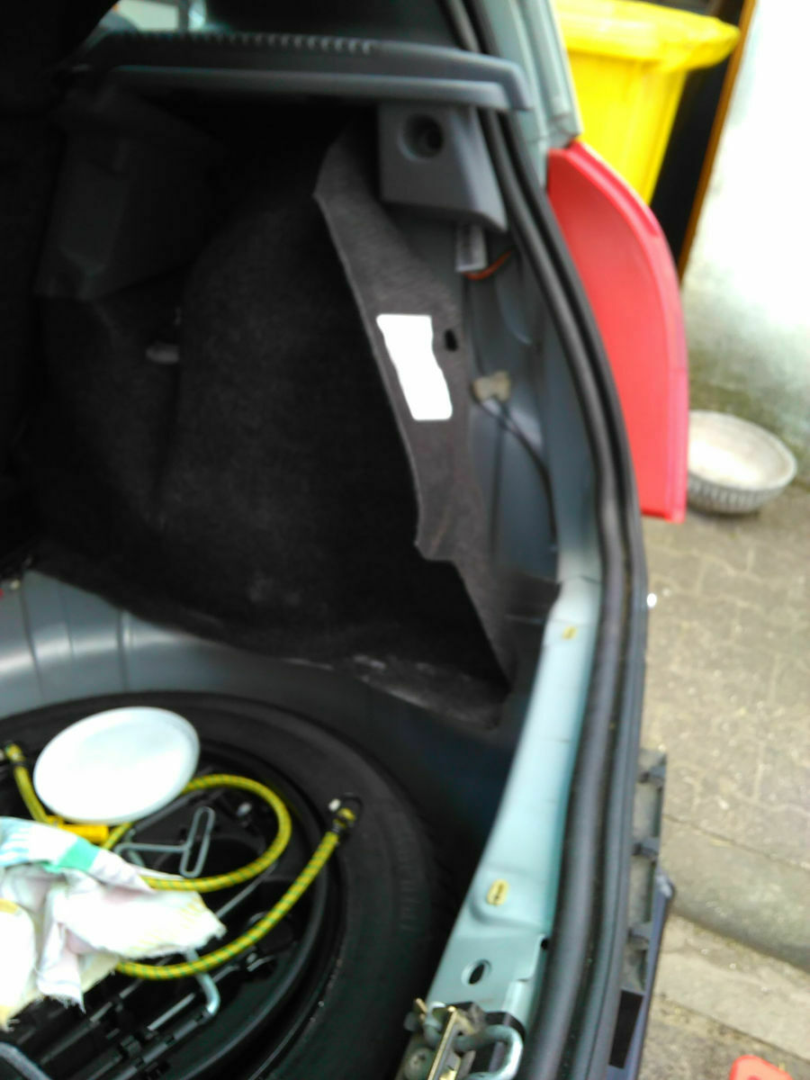 Clio II Anhängerkupplungs-Einbauhilfe! Wie baue ich diese ein und wo kaufe ich die am günstigsten?