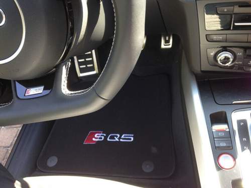 Fussmatte-vorne-links