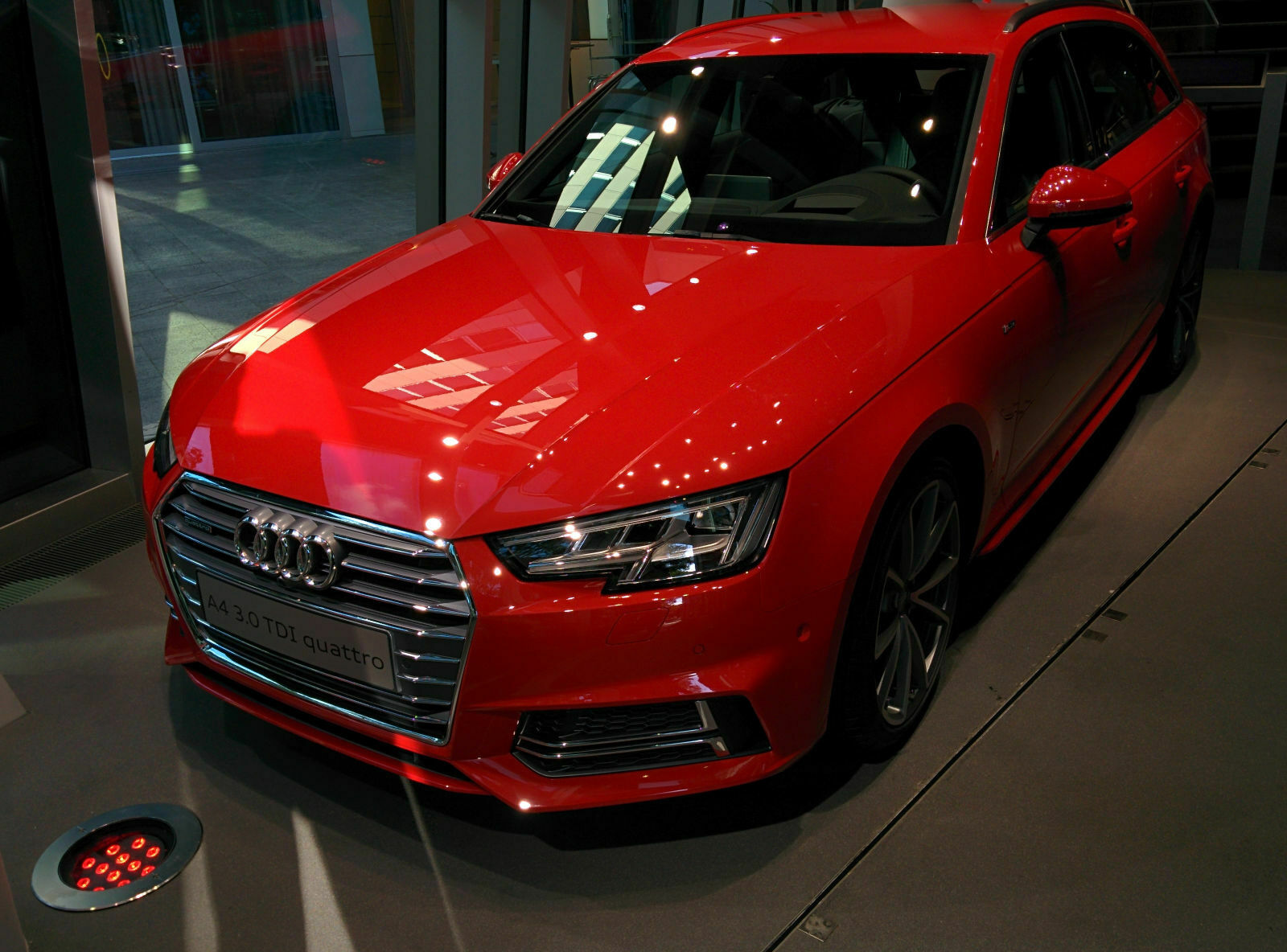 Erste Fotos vom neuen A4 / B9