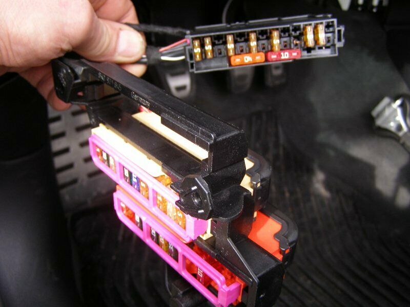 Berganfahrassistent / HillHolder nachrüsten im A4 A5 8k/8T