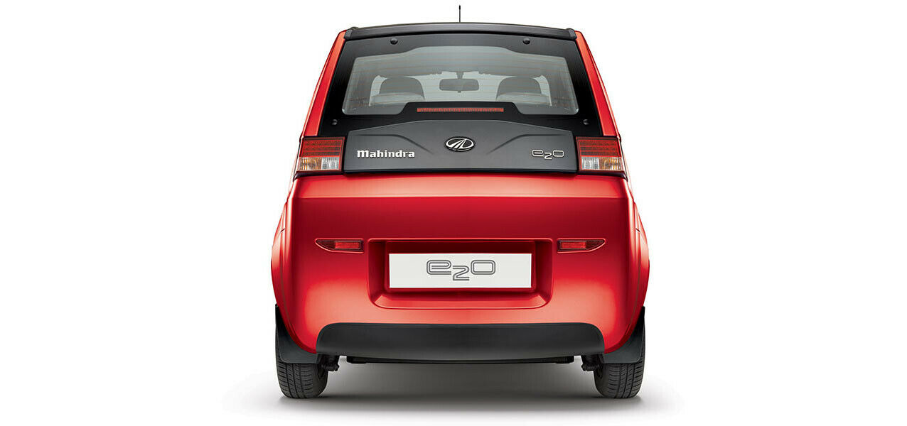 Mahindra E20 - Heck