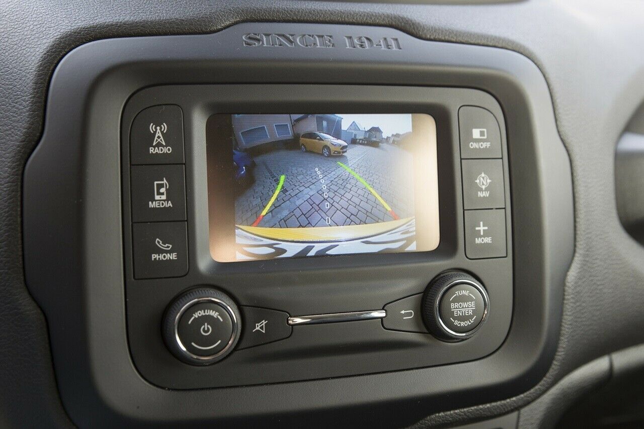 Anzeige der R&uuml;ckfahrkamera beim Einparken