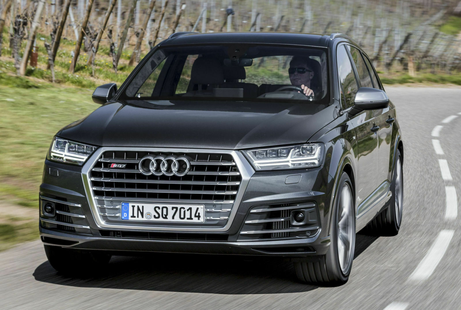 Mit 435 PS und 48 Volt gegen 2,35 Tonnen