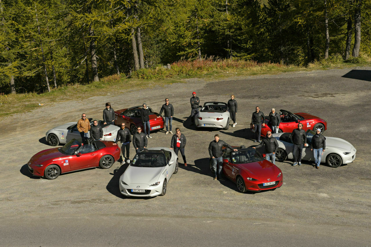 Aufstellung f&uuml;r den Foto- und Filmtermin am 2. Tag