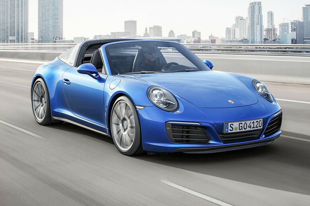 Die 3,0-Liter-Turboboxer im 911 Facelift leisten 370 bzw. 420 PS