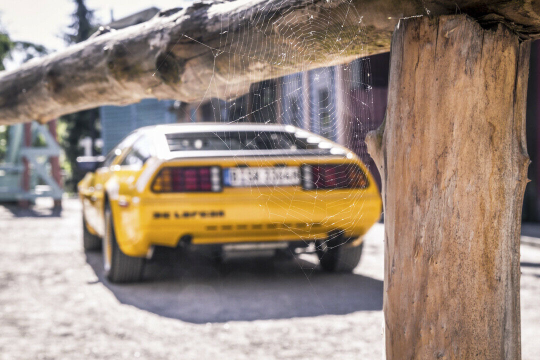 Im Film steckt der DeLorean im Jahr 1885 fest - es gibt kein Plutonium für den Fluxkompensator