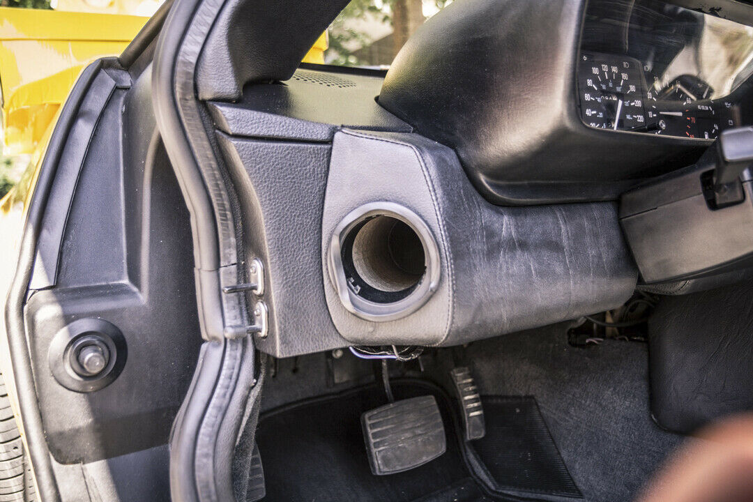 Dieser Kanal schickt klimatisierte Luft in die Türen