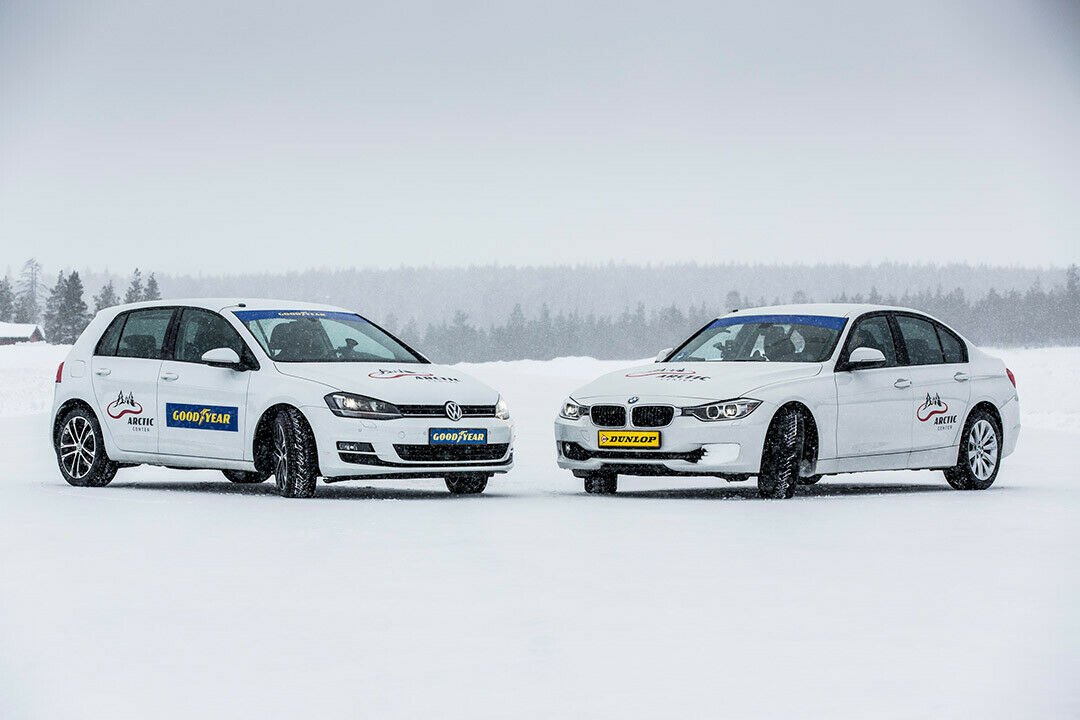 Unsere Testautos: Einmal Frontantrieb, einmal Heckantrieb, zweimal Benzinmotor