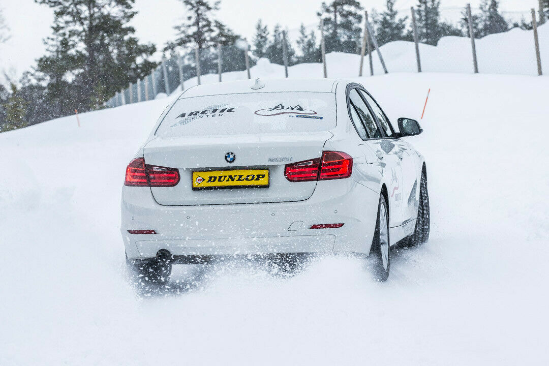 Da spritzt der Schnee: Den Handling-Kurs muss Vincent stets möglichst gleich absolvieren