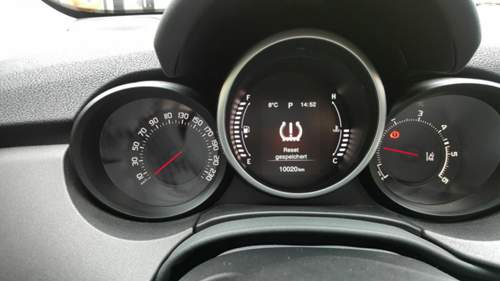 Thomas hat ebenfalls Reifendruck gemessen