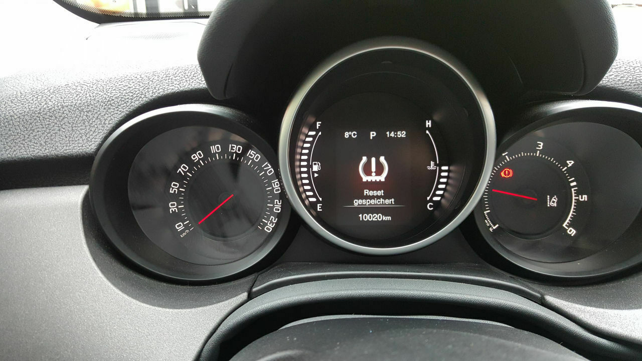 Thomas hat ebenfalls Reifendruck gemessen