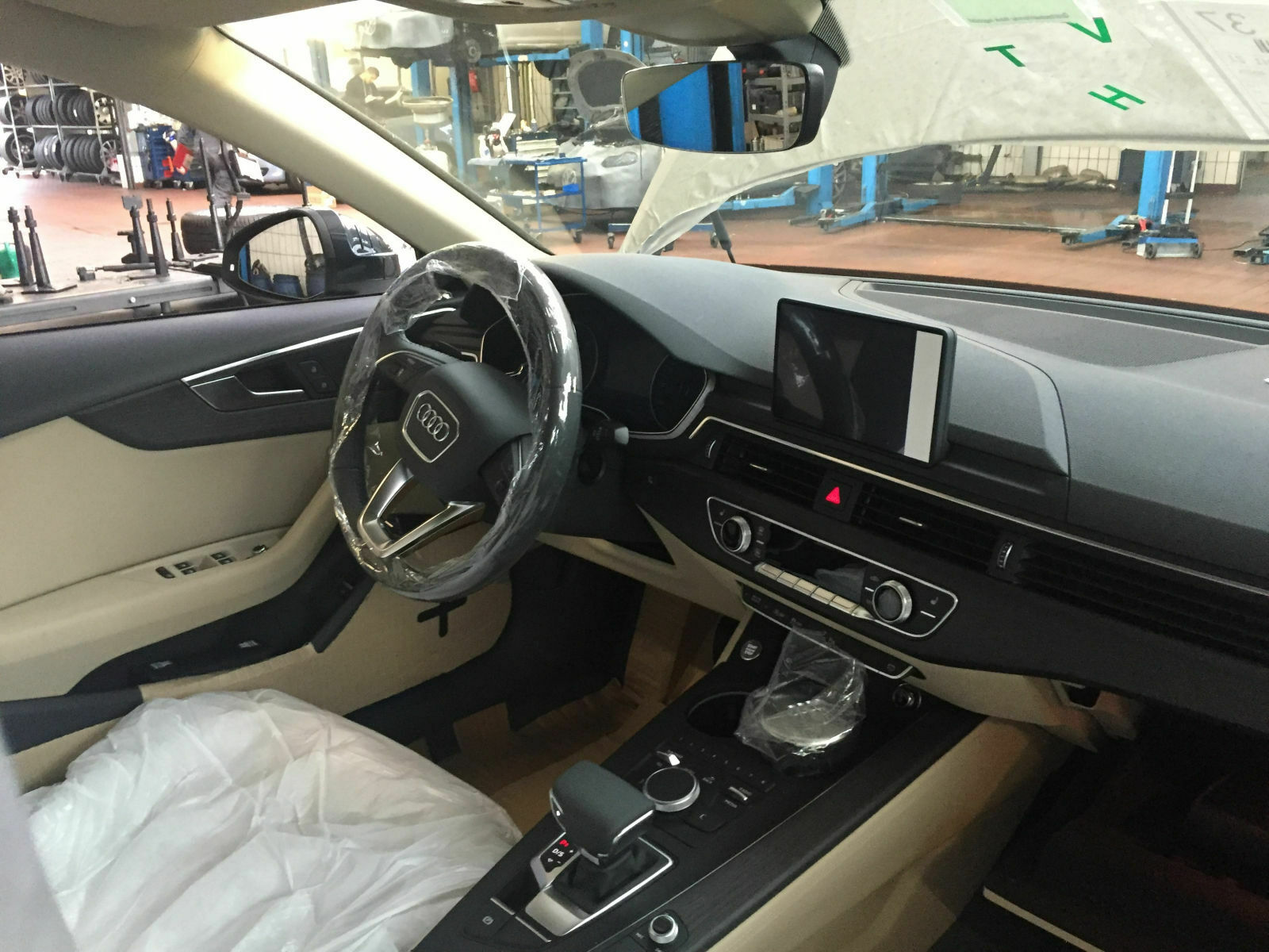 Erste Fotos vom neuen A4 / B9