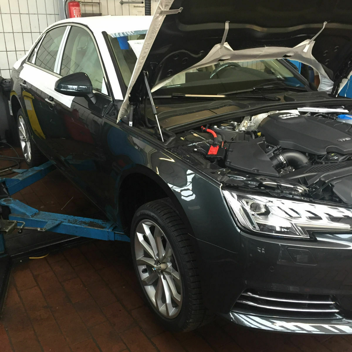 Erste Fotos vom neuen A4 / B9