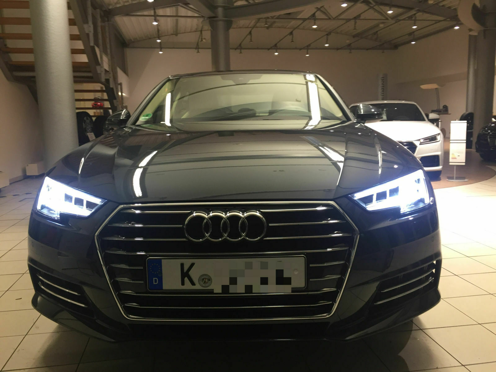 Erste Fotos vom neuen A4 / B9