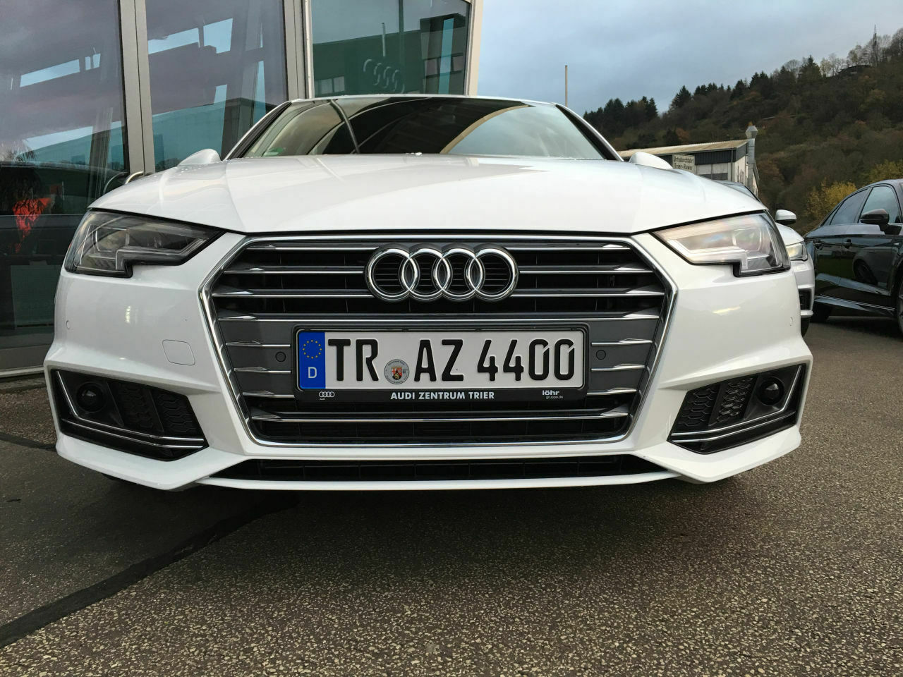 Erste Fotos vom neuen A4 / B9