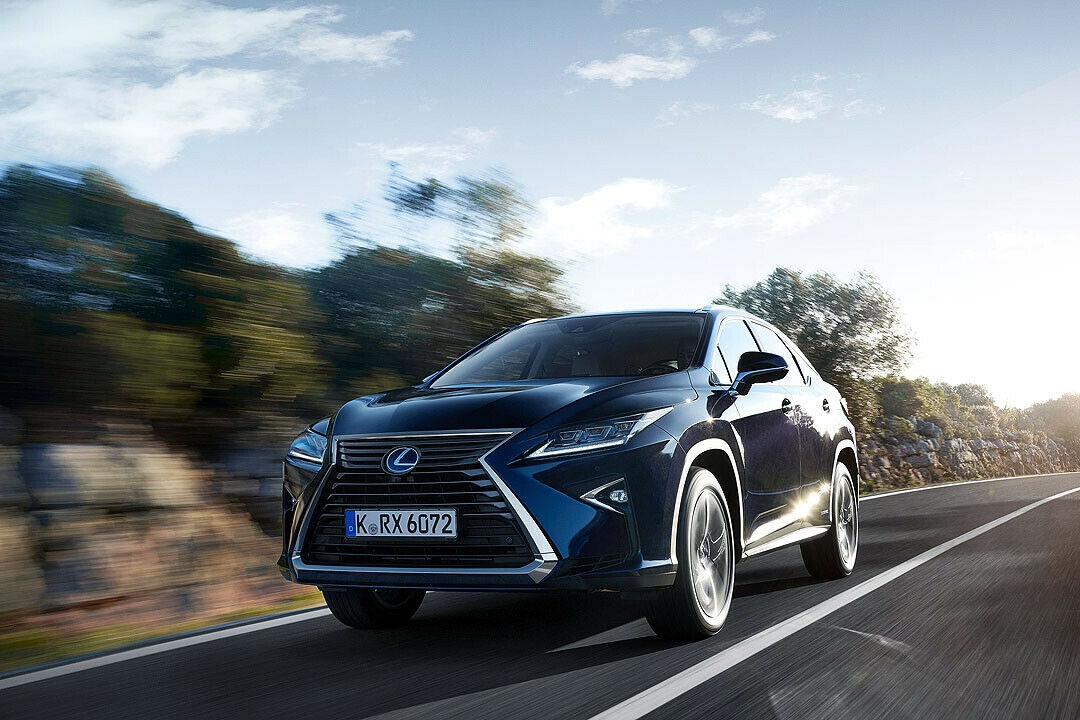 Ein Benziner, ein Hybrid und kein Diesel für den RX