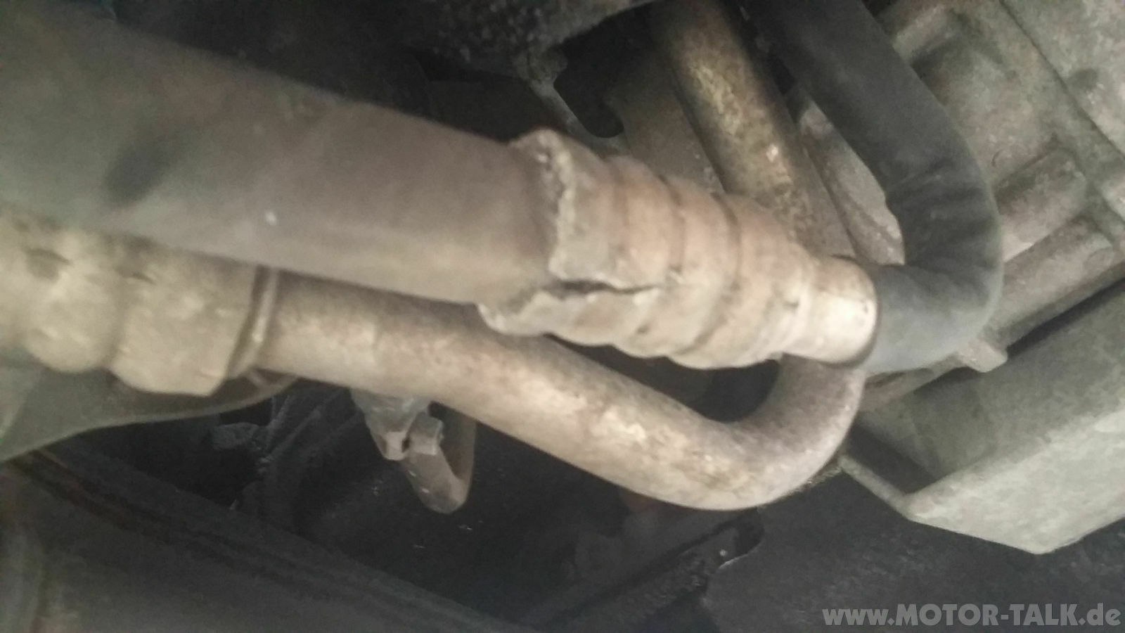 Lautes Zischen beim Beschleunigen / Welches Teil ist das? (siehe Bild)