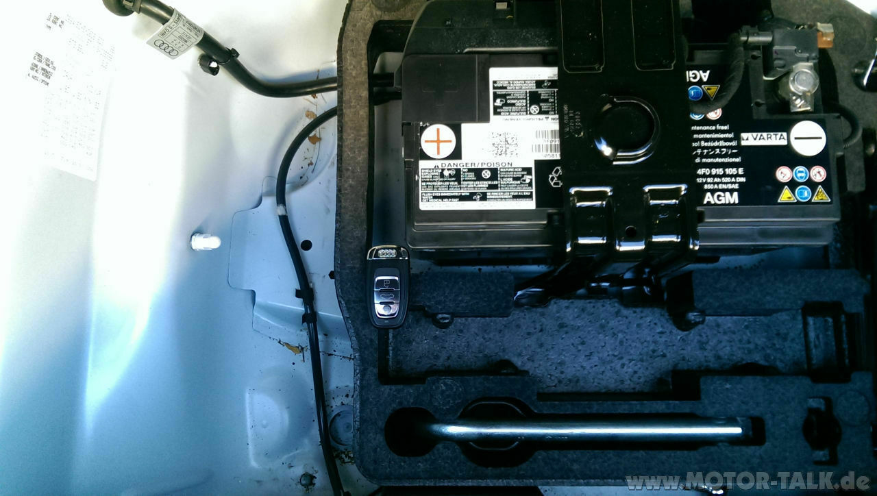 Audi S5 Wechsel Starterbatterie
