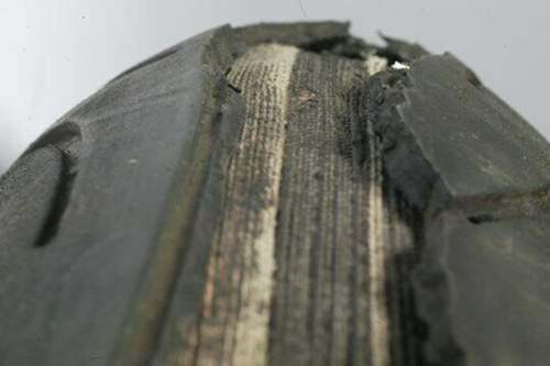 Img-mt-2243246885213747195-damagedtyreij12