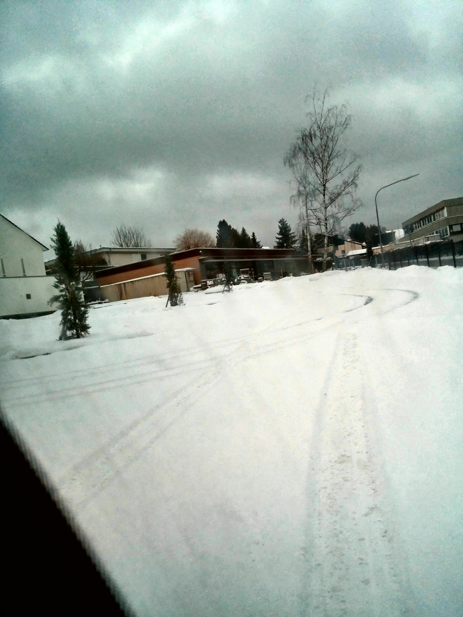 Omega B - V6 - Enttäuscht von der Beschleunigung.