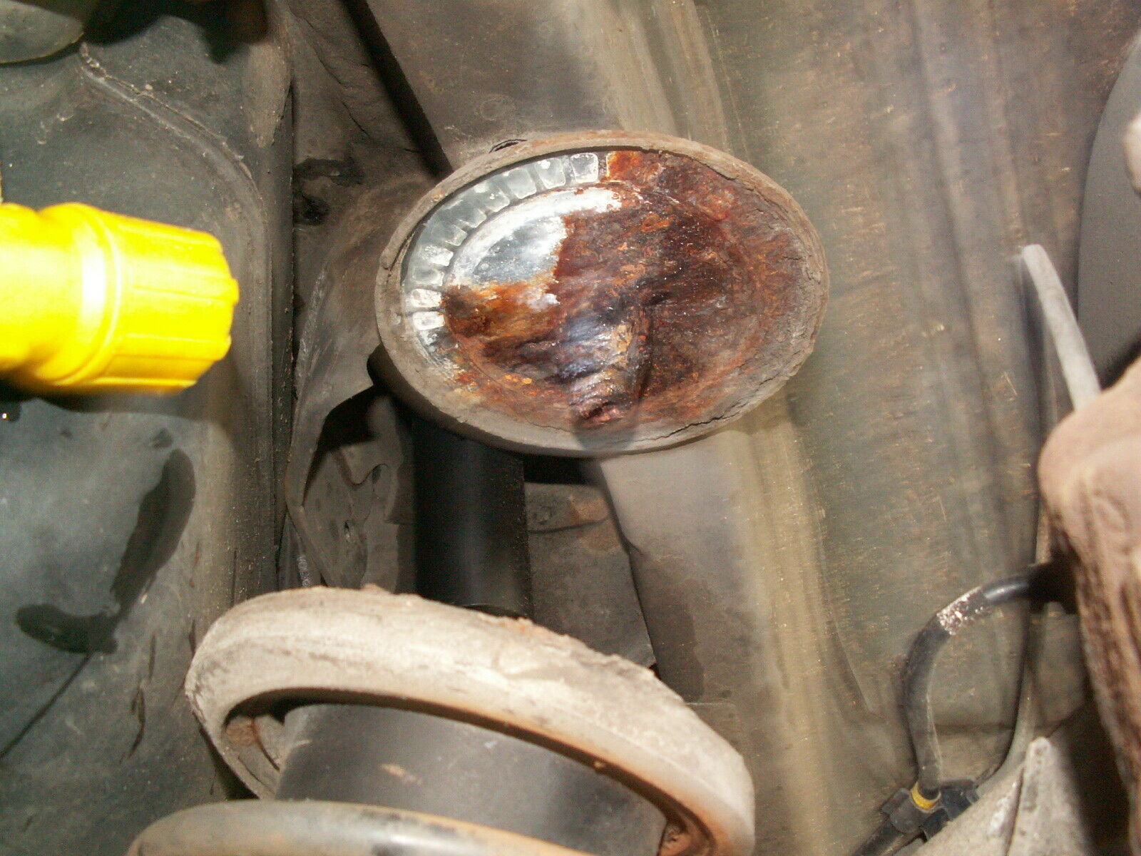 Fahrwerksferdern hinten