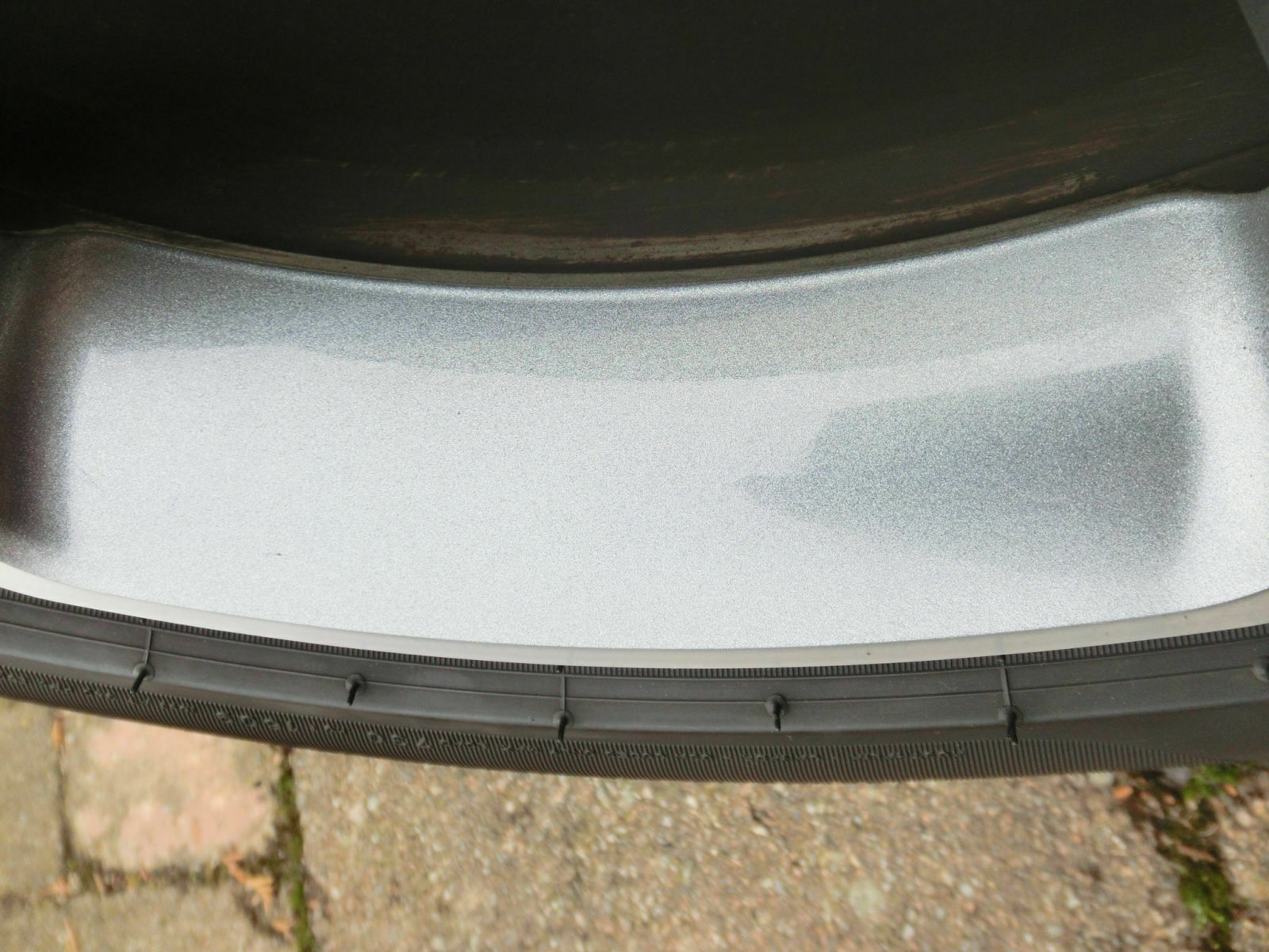 Vertragen Felgen eine ölige Mischung?