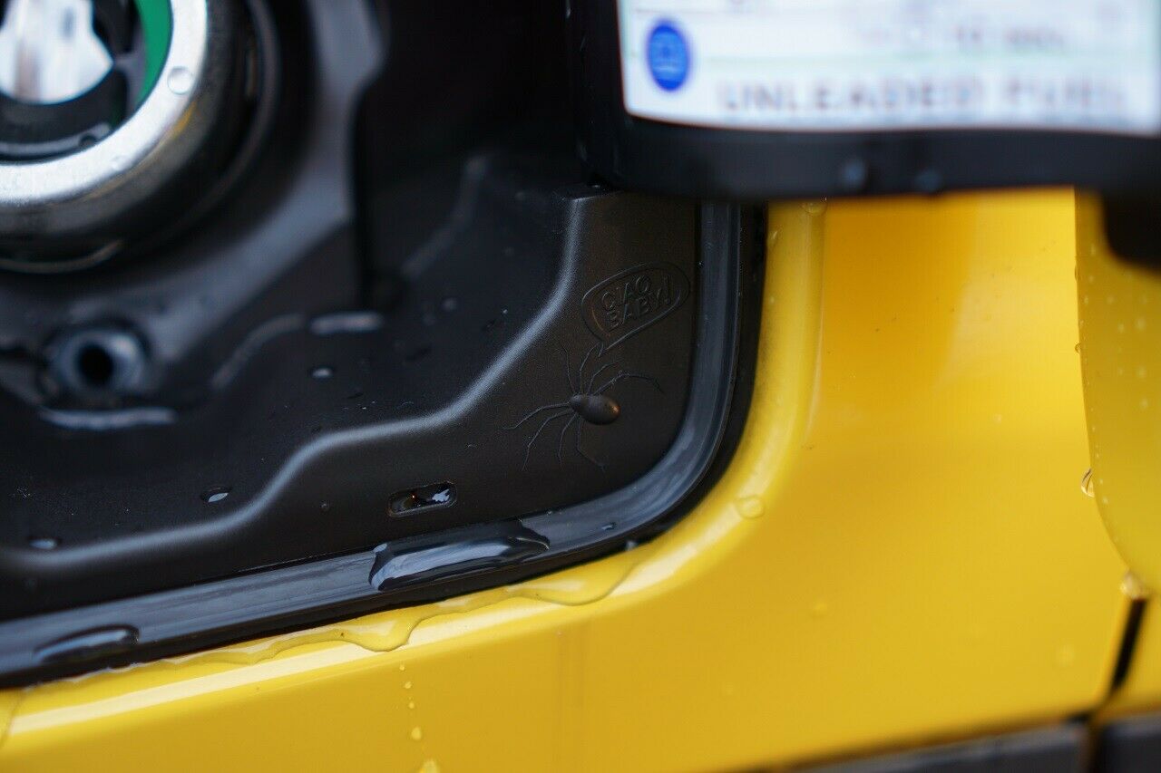 Testfahrer J&ouml;rg hat ein Auge f&uuml;r Details - hier die kleine Spinne