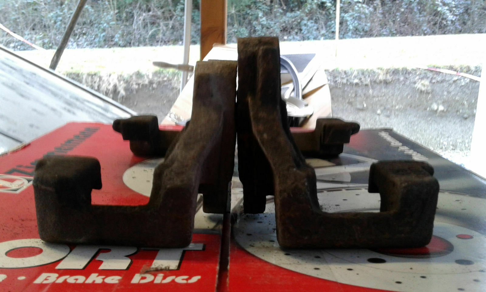 312mm x 25mm Bremse gelocht in Audi A4 B5 eingebaut