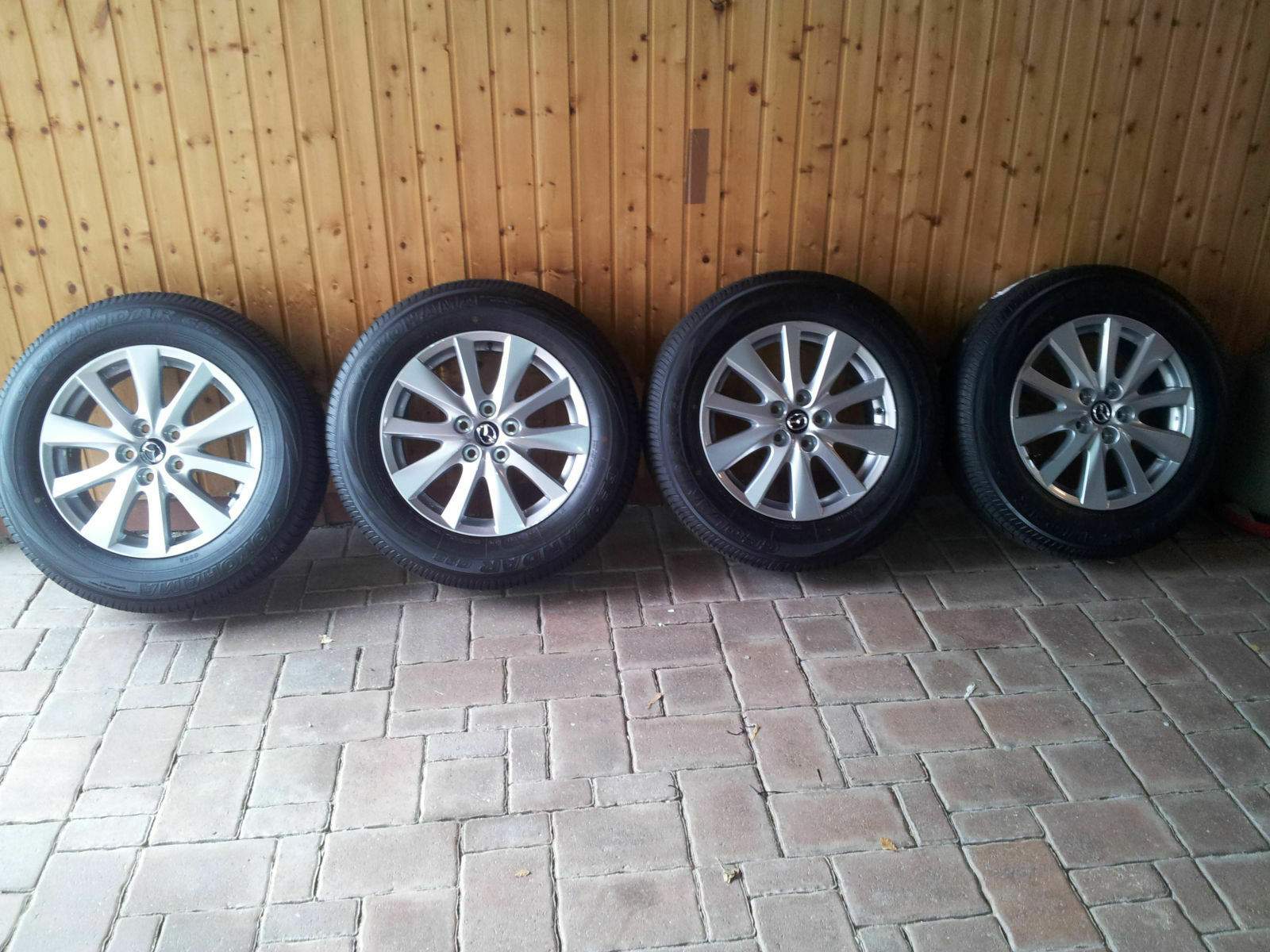 Mazda CX 5 Original Bereifung 225 / 65 R17 102 V Biete