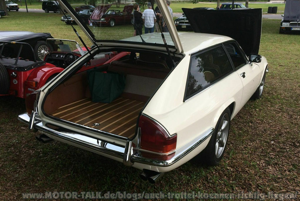 Kofferraum geöffnet