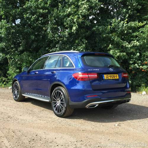 208518009-w1188-h1188