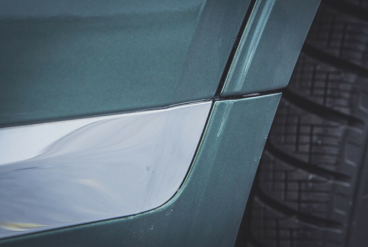 Unsauber: Spaltmaß an der Radlaufverbreiterung