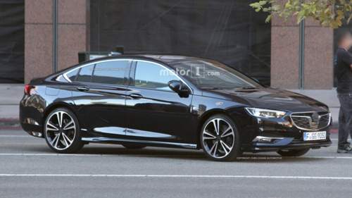 2017-opel-insignia-grand-sport-spy-photo