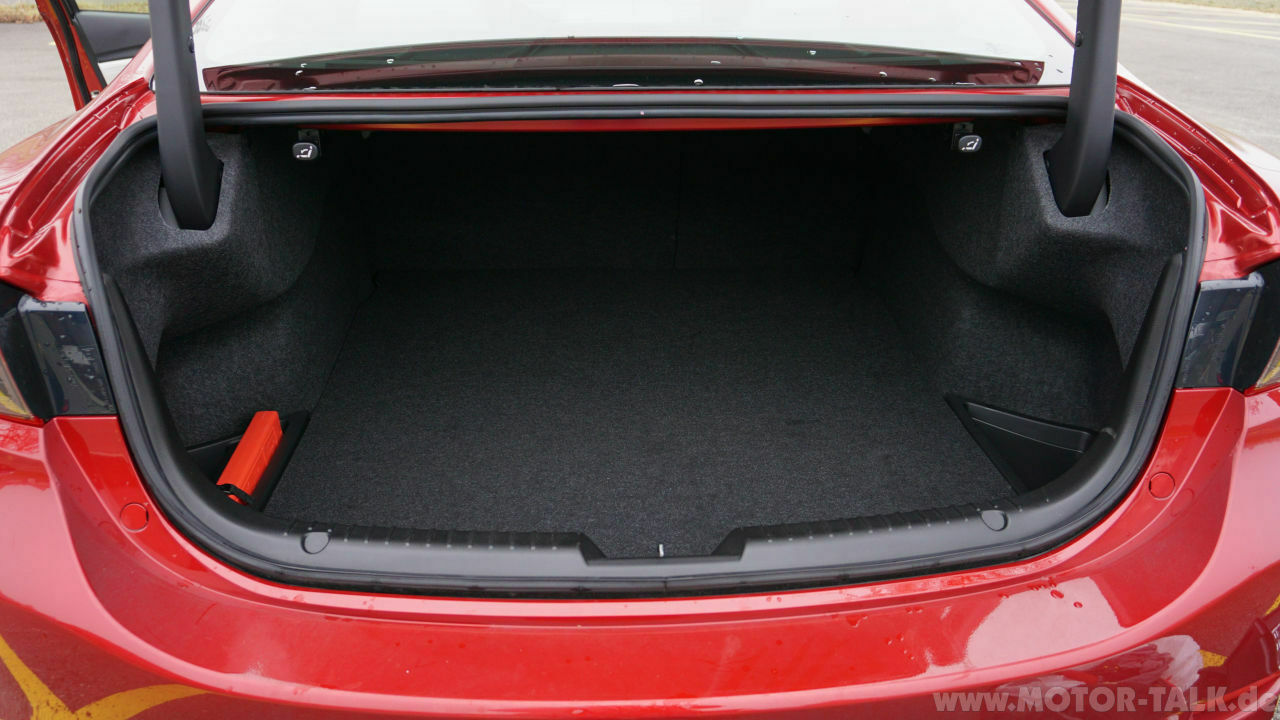 Mazda 6 (GJ) 2.5 Skyactiv-G 192 (Sedan) am 8. Sept. 2017 aktualisiert