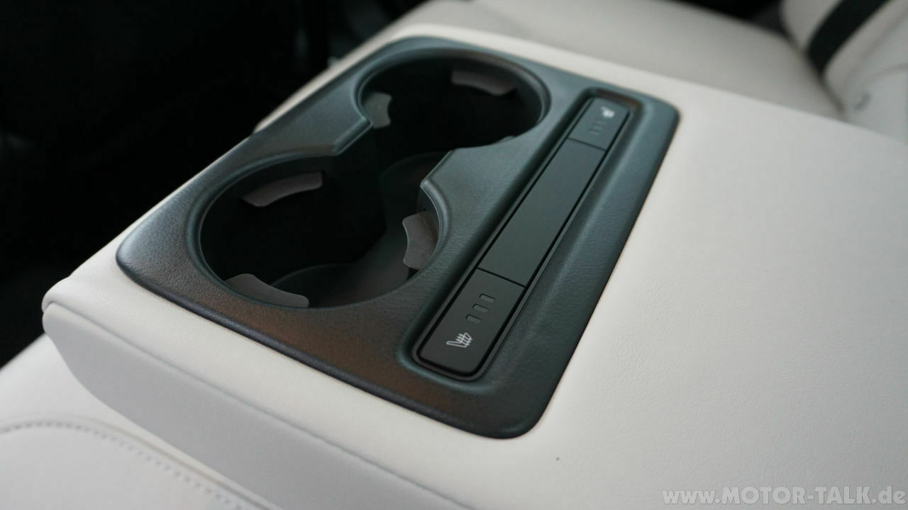 Mazda 6 (GJ) 2.5 Skyactiv-G 192 (Sedan) am 8. Sept. 2017 aktualisiert