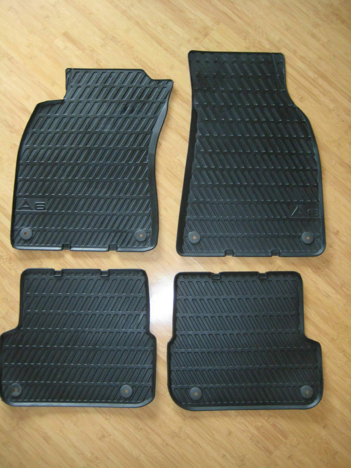 Audi A6/S6 4F original Fußmatten Gummi schwarz : Biete