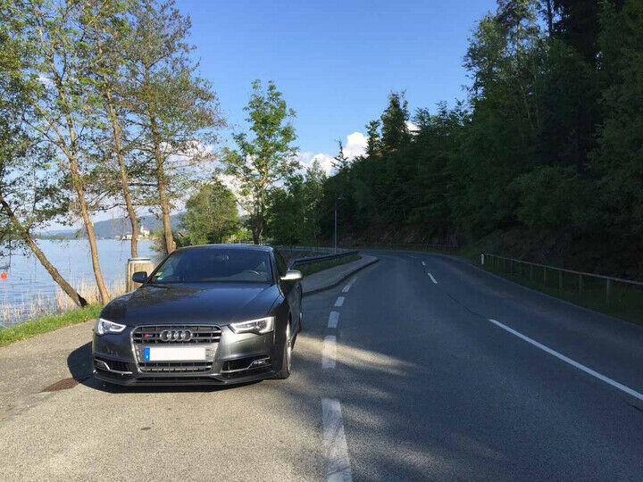 Motor und Bremsen hei&szlig;, Reifen warm: Kurvige Landstra&szlig;en um den W&ouml;rthersee herum