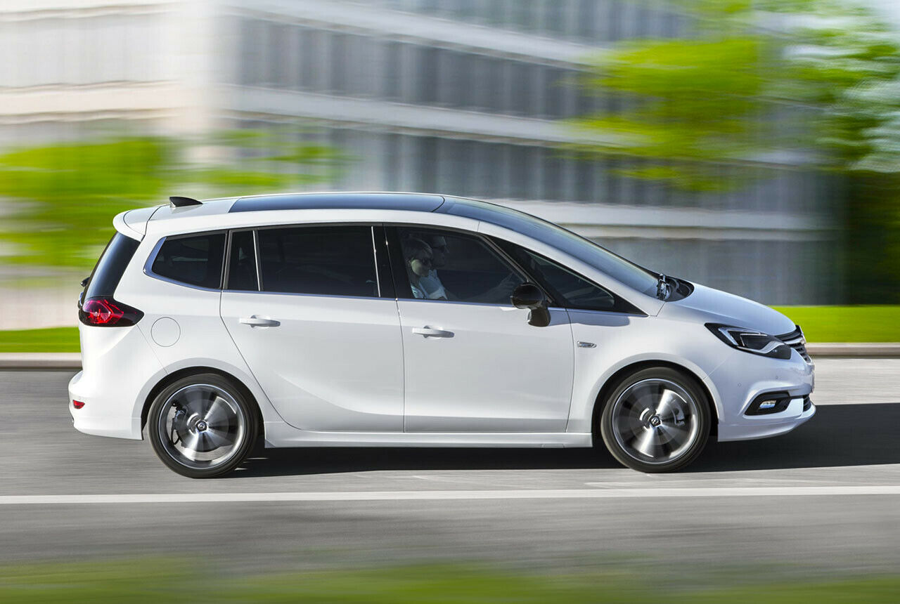 Abgesehen von der Front ändert sich zum Facelift des Vans wenig