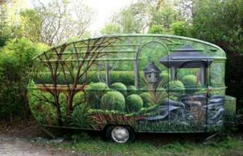 The-world-s-top-10-most-amazing-caravans-4