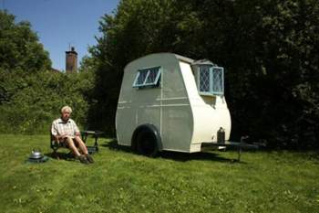 The-world-s-top-10-most-amazing-caravans-8