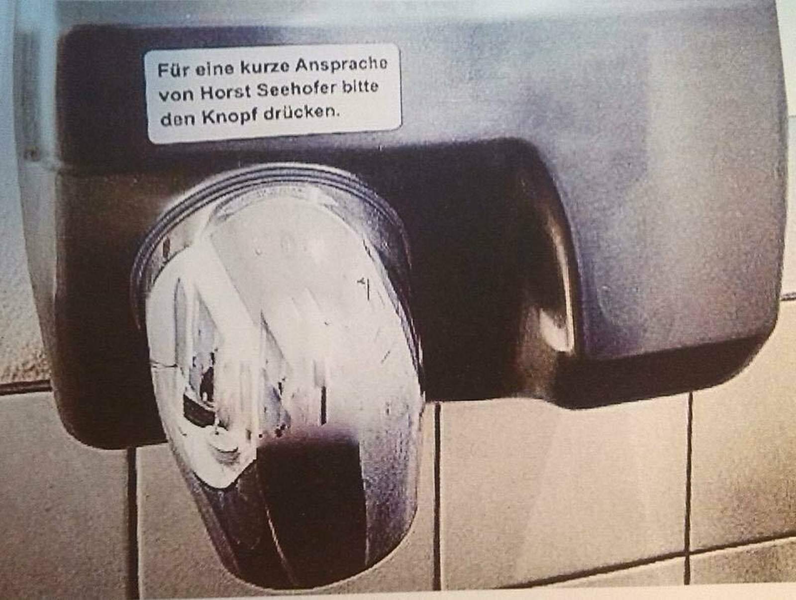 horst-seehofer-knopf-druecken