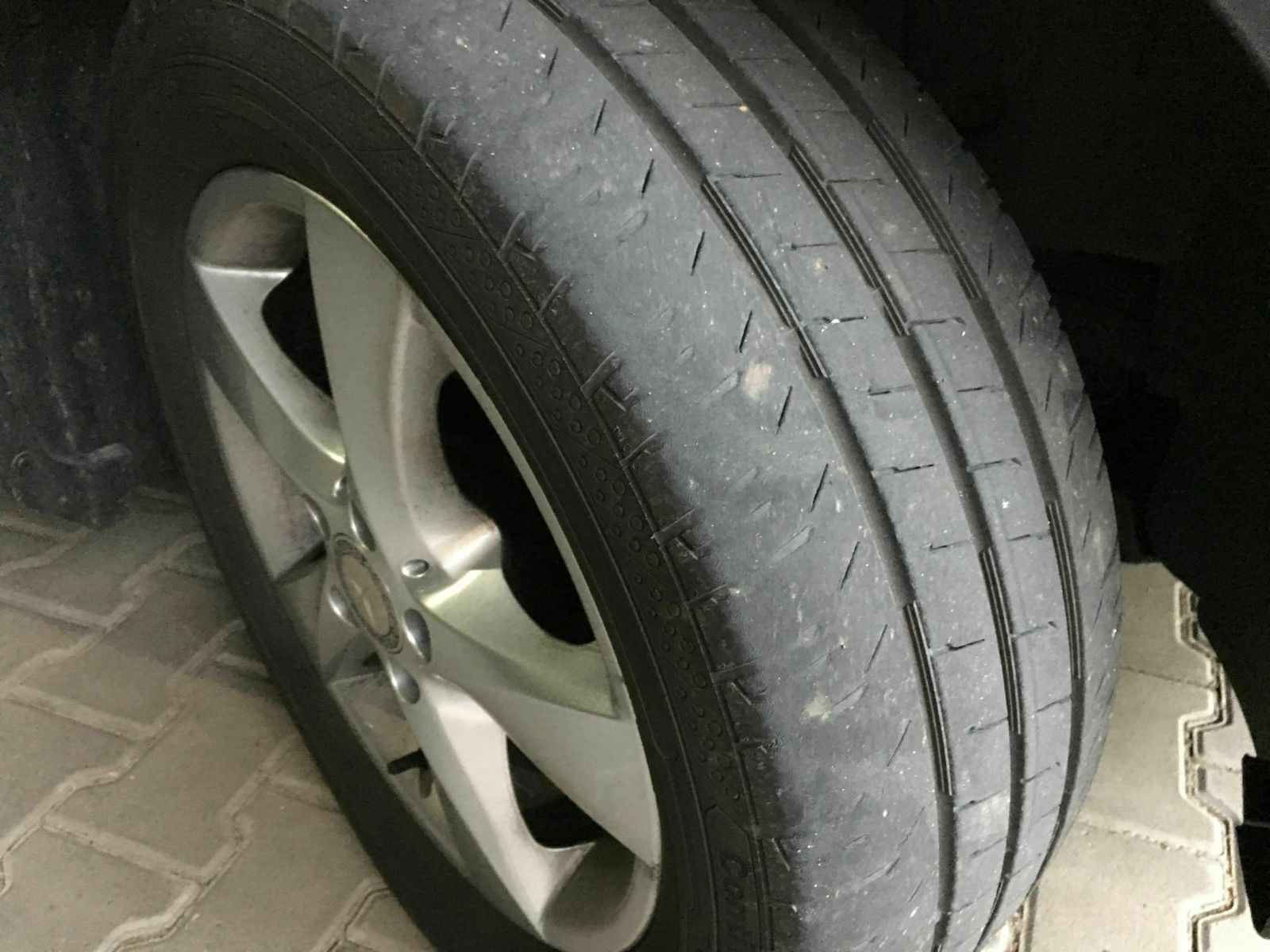 Das leidige Thema mit den abgefahrenen Reifen!