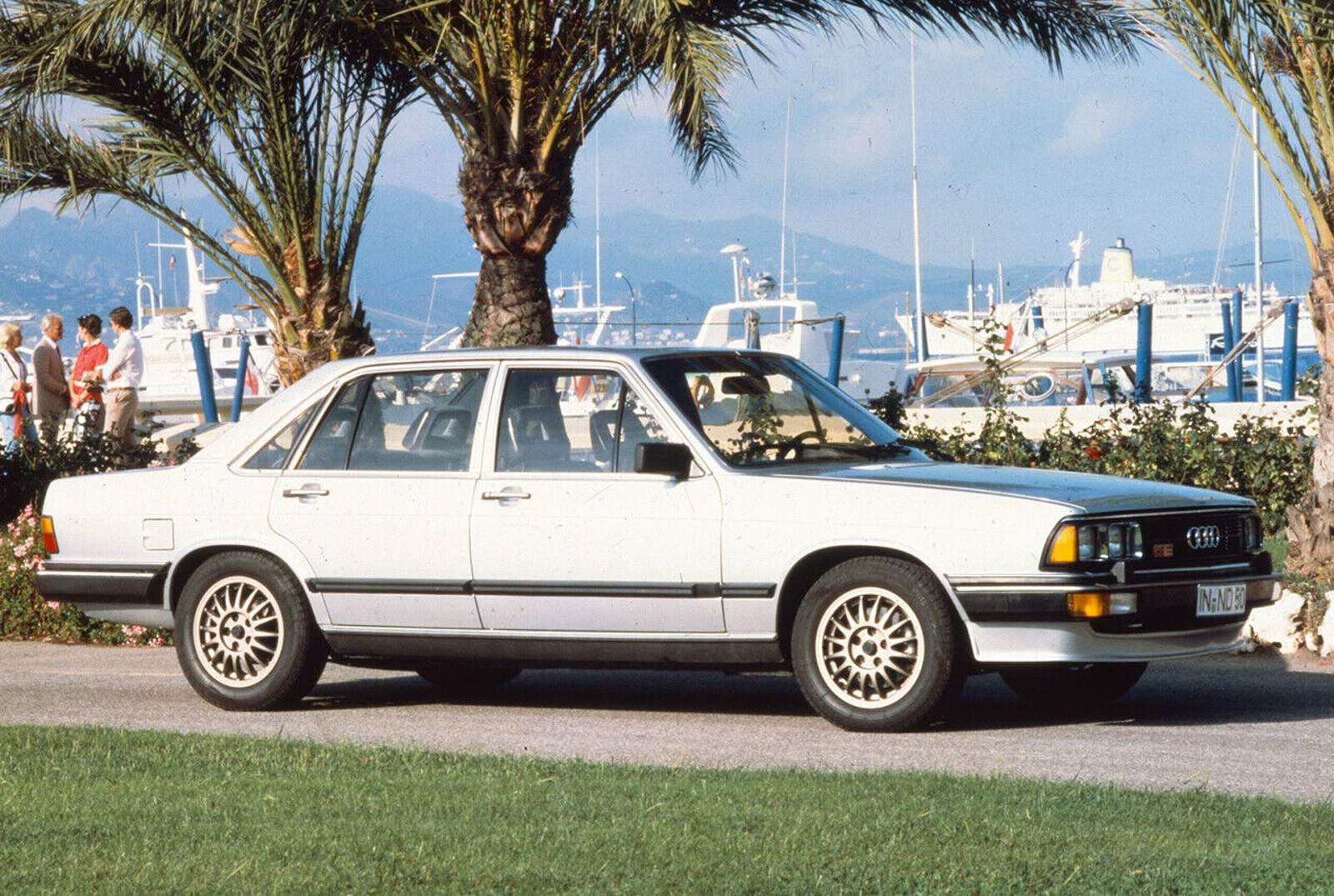 Audi 200 5E mit Fünfzylindermotor ab 1980 : Mit fünf Zylindern in die ...