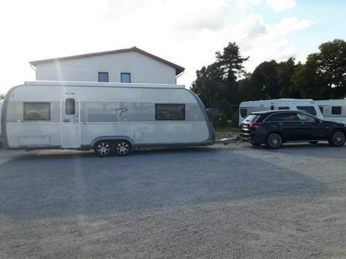 GLC250d & Tabbert Grande Puccini 655 DF.jpg