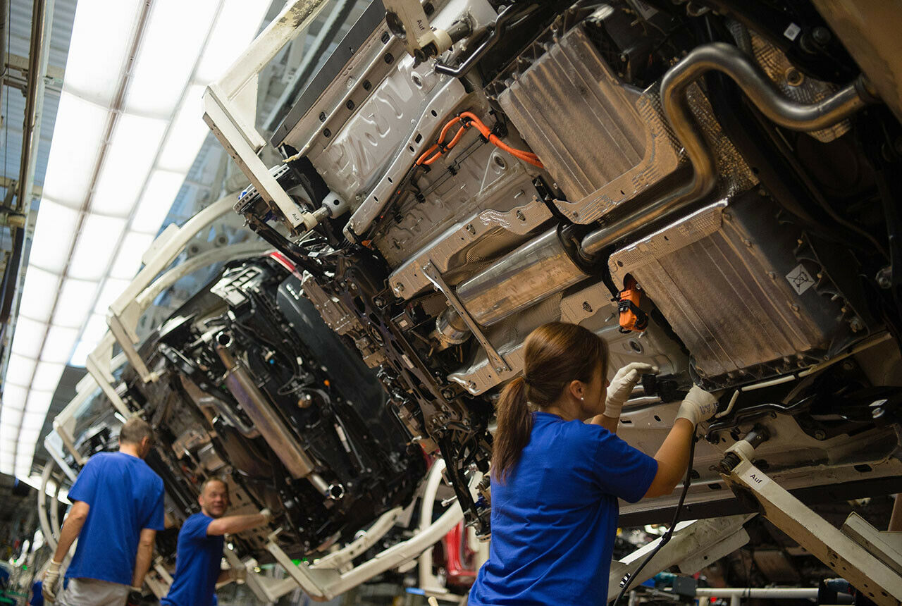 Golf-Produktion in Wolfsburg: Sie steht im Moment still. Die Folgen f&uuml;r die Branche k&ouml;nnten betr&auml;chtlich sein