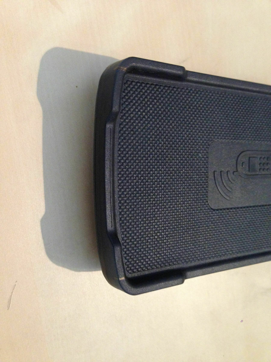 Universelle Handyablage zu klein für IPhone 6 - Zurecht schneiden/sägen?