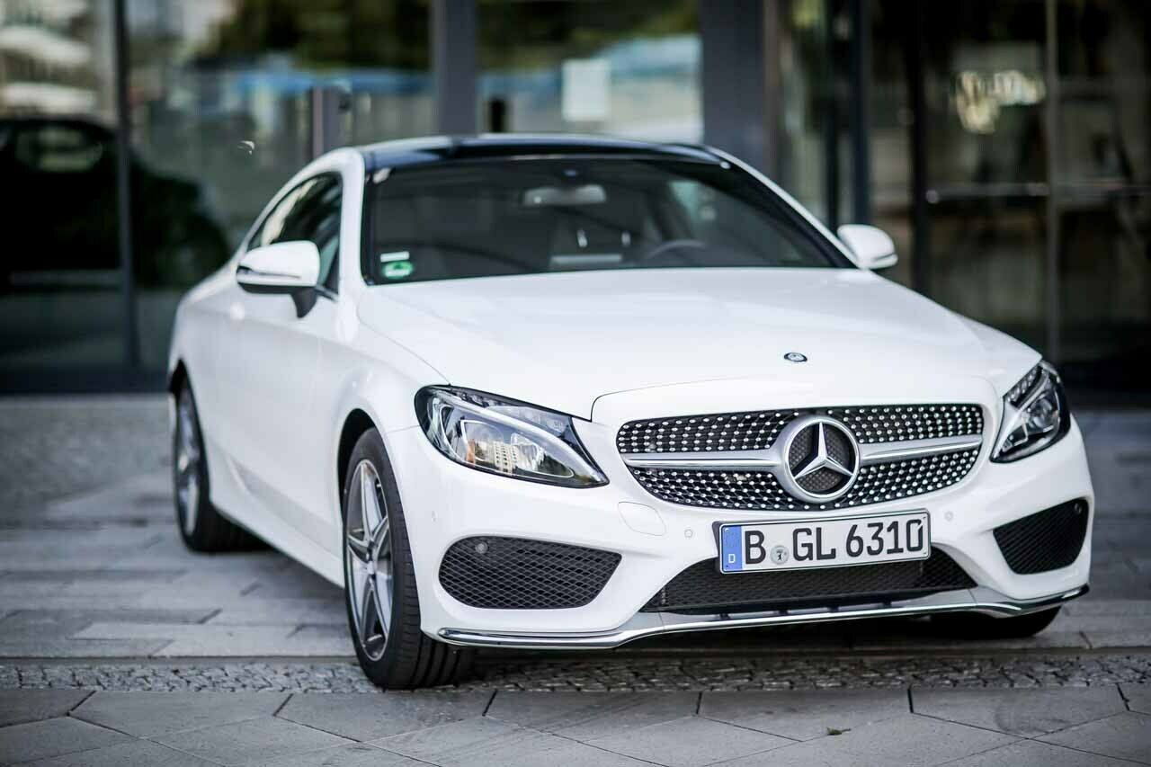 C-Coup&eacute;: Der Vierzylinder leistet 211 PS