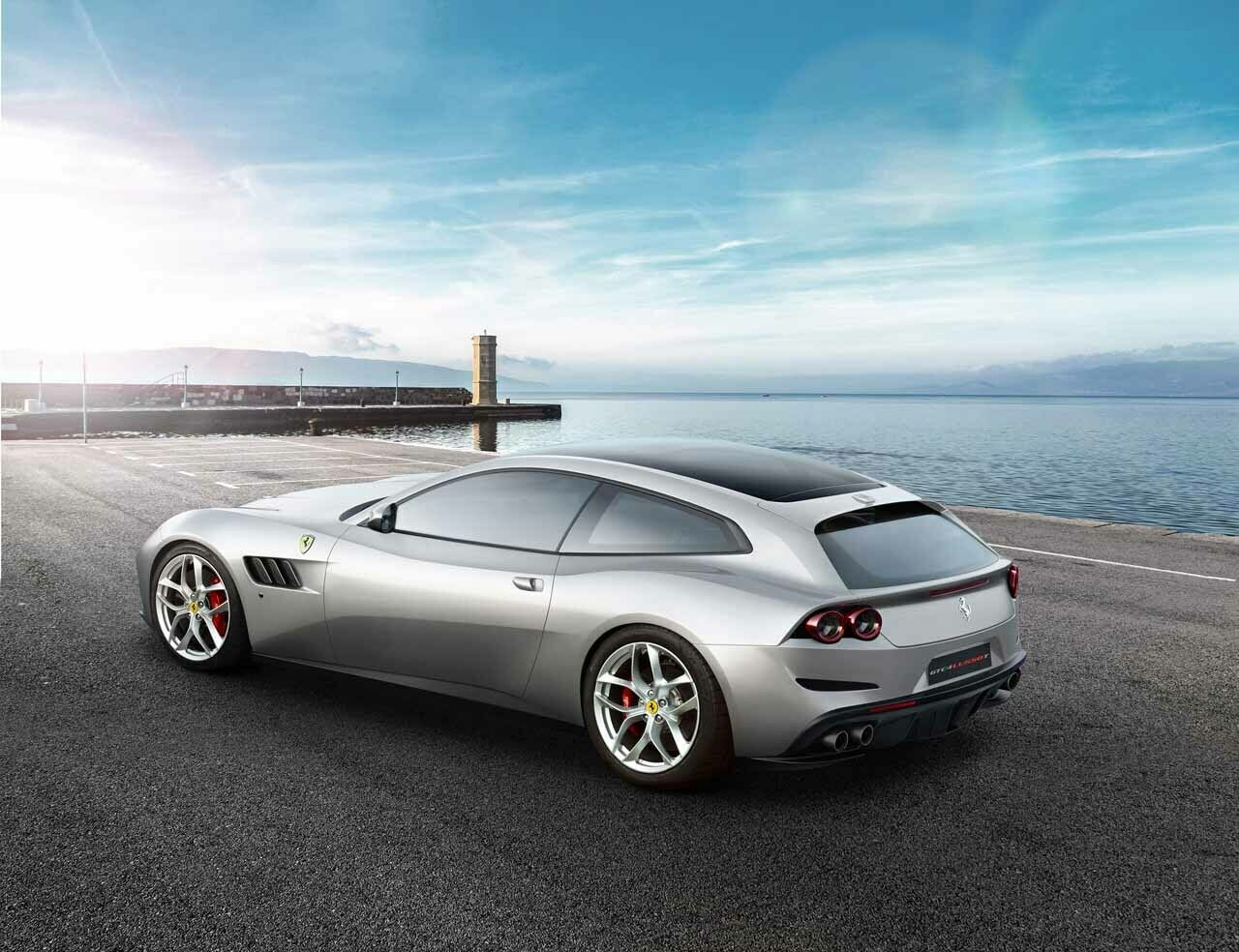 Ferrari bietet für den GTC4Lusso zwei Motoren an
