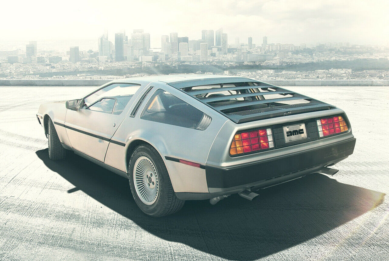 DMC steht in Verhandlungen mit zwei englischen Motorenlieferanten. Cosworth hört sich für uns ziemlich gut an. Es gibt allerdings bisher keinerlei Hinweise auf die Firmen