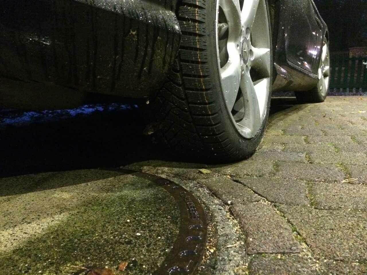 Gerhard zum Winter Sport 5: Bei Querfugen poltert es etwas, bein allen anderen Fahrbahnzust&auml;nden ein angenehm ruhiges Abrollger&auml;usch